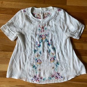 Flower embroidered shirt